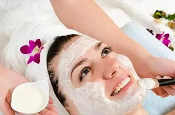 皮肤为什么一年四季都需要定期使用清洁面膜？ 